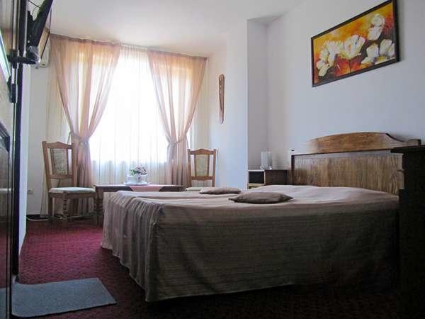 Hotel Dynes Eforie Nord Buitenkant foto